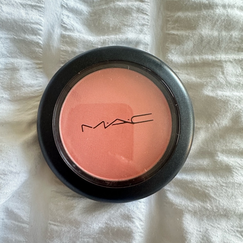 MAC Cosmetics “Royal sunset” Limited edition Blush